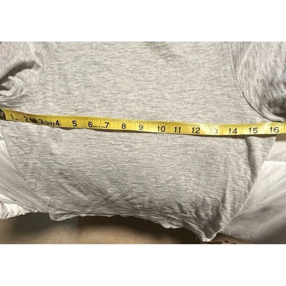 Women’s Old Navy Light Gray Ruffled Puff Sleeve Top Small - Picture 7 of 8